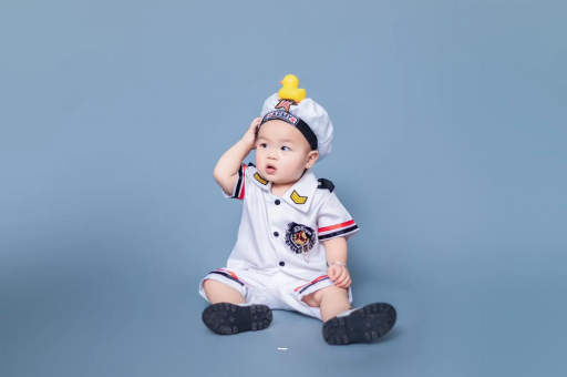 屯昌宝宝几个月攒肚子